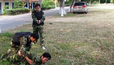 Chiến sĩ Cụm phòng chống ma túy số 3 (Cảnh sát Biển VN) huấn luyện nghiệp vụ.