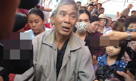 Cha của Đặng Văn Khuyến trong phiên tòa xét xử con.