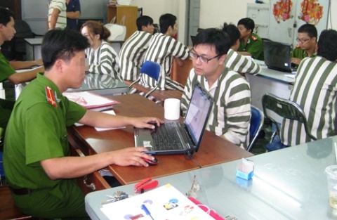 Một băng nhóm lừa đảo qua điện thoại do người Đài Loan – Trung Quốc cầm đầu.