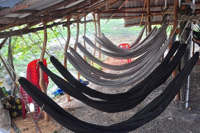 Vao quan ca phe vong, bi cuop hon 700 trieu dong hinh anh