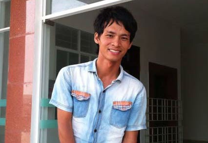 Nghi can giet 4 nguoi bi bat khi dang o cung ban dong tinh hinh anh