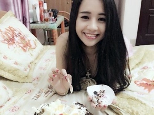 Tô Hải Yến “khoe” ảnh trên mạng với vỏ bọc con nhà giàu.