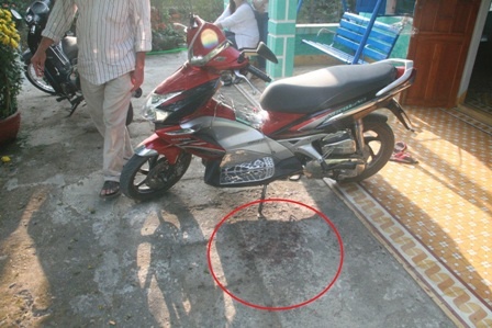 Bat ke ban xuyen ma nguoi yeu sau gan mot nam lan tron hinh anh