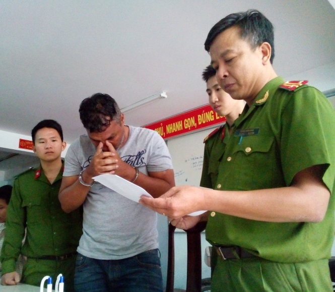 Bat mot nguoi nuoc ngoai trong vu pha ATM trom tien ty hinh anh