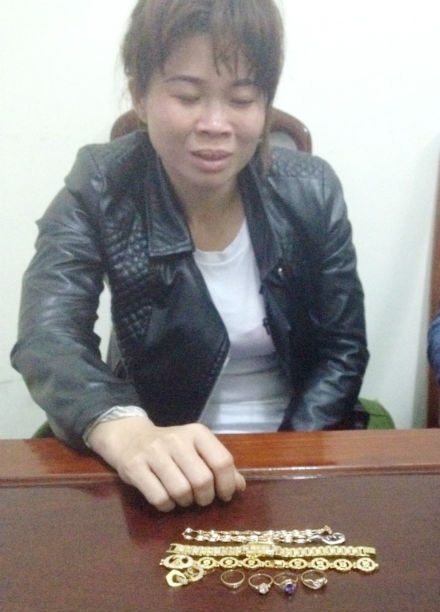 Duyên khi bị bắt.
