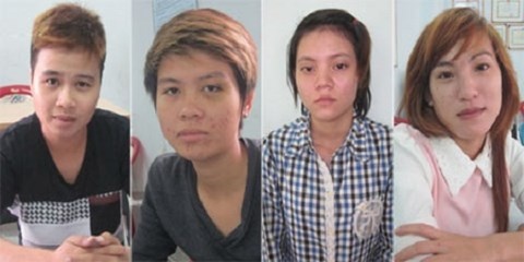 Kieu nu dong tinh giet nguoi do bi doi chiec mu bao hiem hinh anh