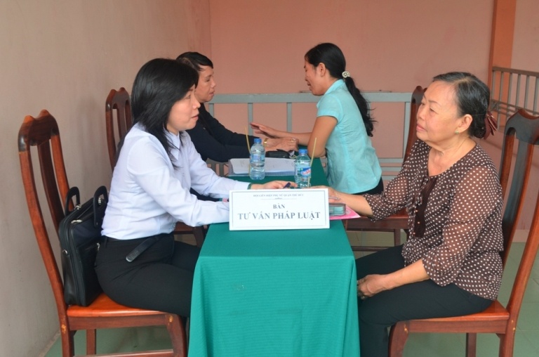 100 luat su tu van mien phi cho nguoi to cao, khieu nai hinh anh