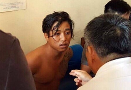 Nghi pham giet 2 me con khai trom dan o nha nan nhan hinh anh