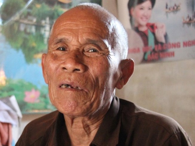 Cụ Trần Văn Thêm đòi bồi thường ảnh 1 Cu Tran Van Them doi boi thuong anh 1