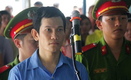 Gay toi ac vi tinh hinh anh