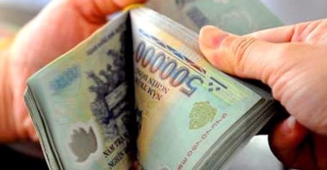 Bat 'nu quai' ua nhin lua hang tram trieu cua nguoi di xin viec hinh anh