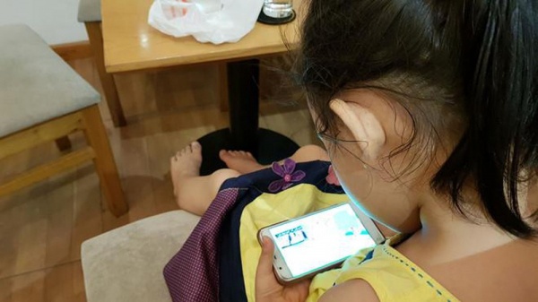 Nguoi dan ong 49 tuoi bi to cao dam o 4 be gai hinh anh