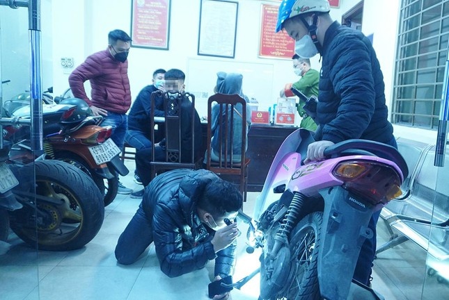 canh sat 141,  quai xe dua xe anh 2