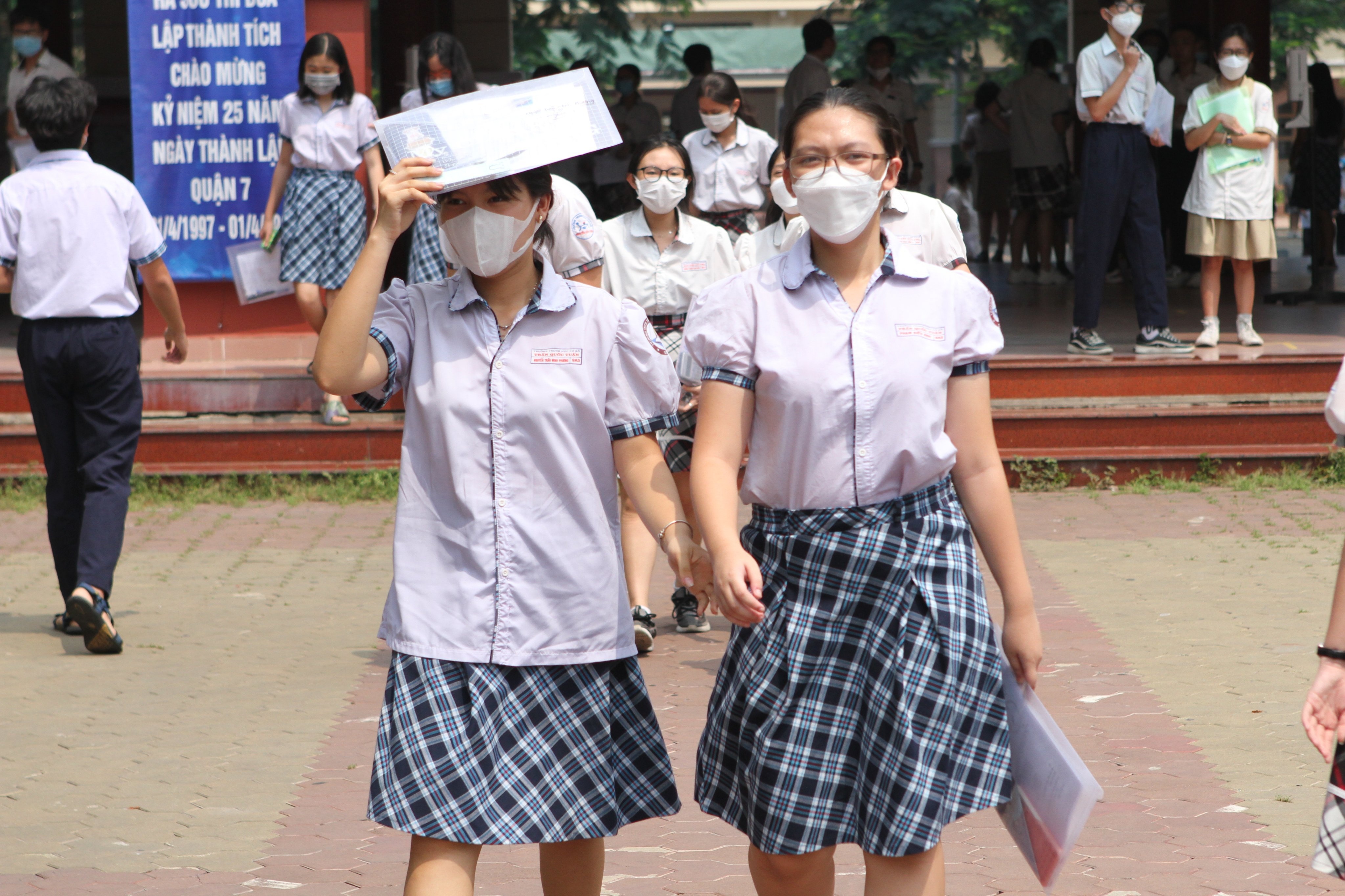 nhieu thi sinh thi vao lop 10 o TP.HCM dat diem thap anh 2