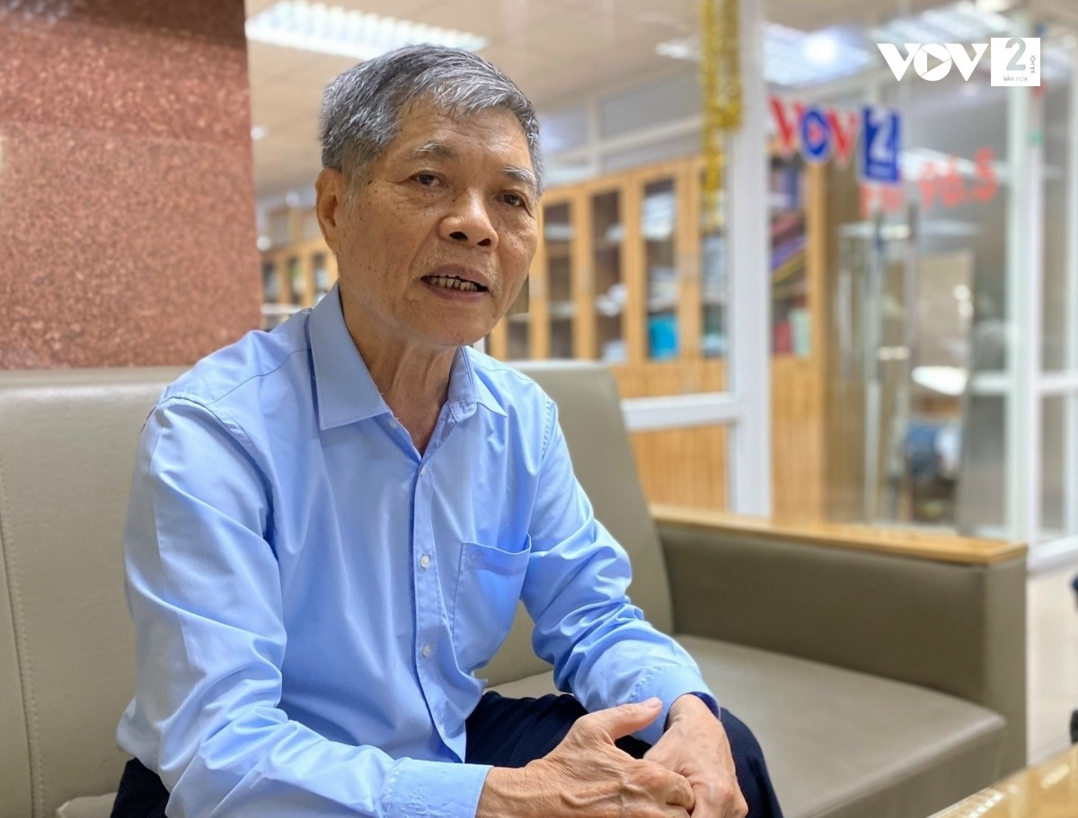 Con thi vao lop 10 anh 2