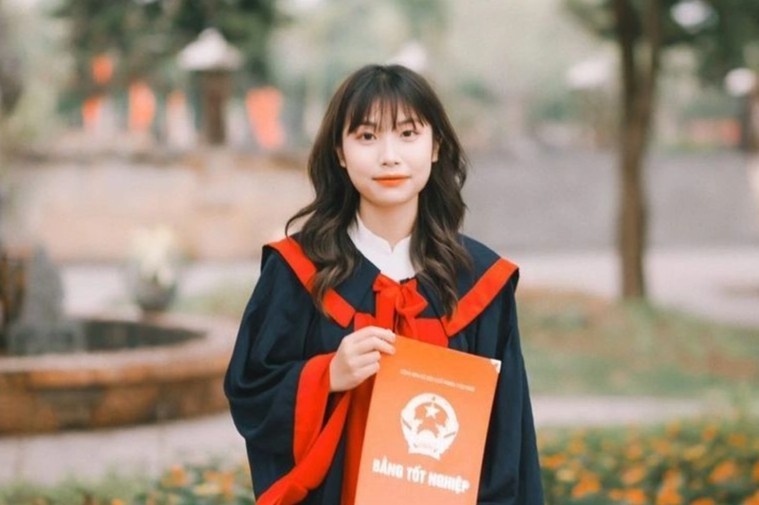 On thi tot nghiep THPT 15 tieng moi ngay anh 1