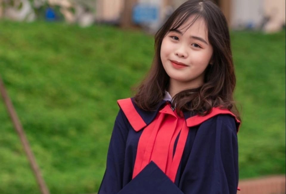 On thi tot nghiep THPT 15 tieng moi ngay anh 2