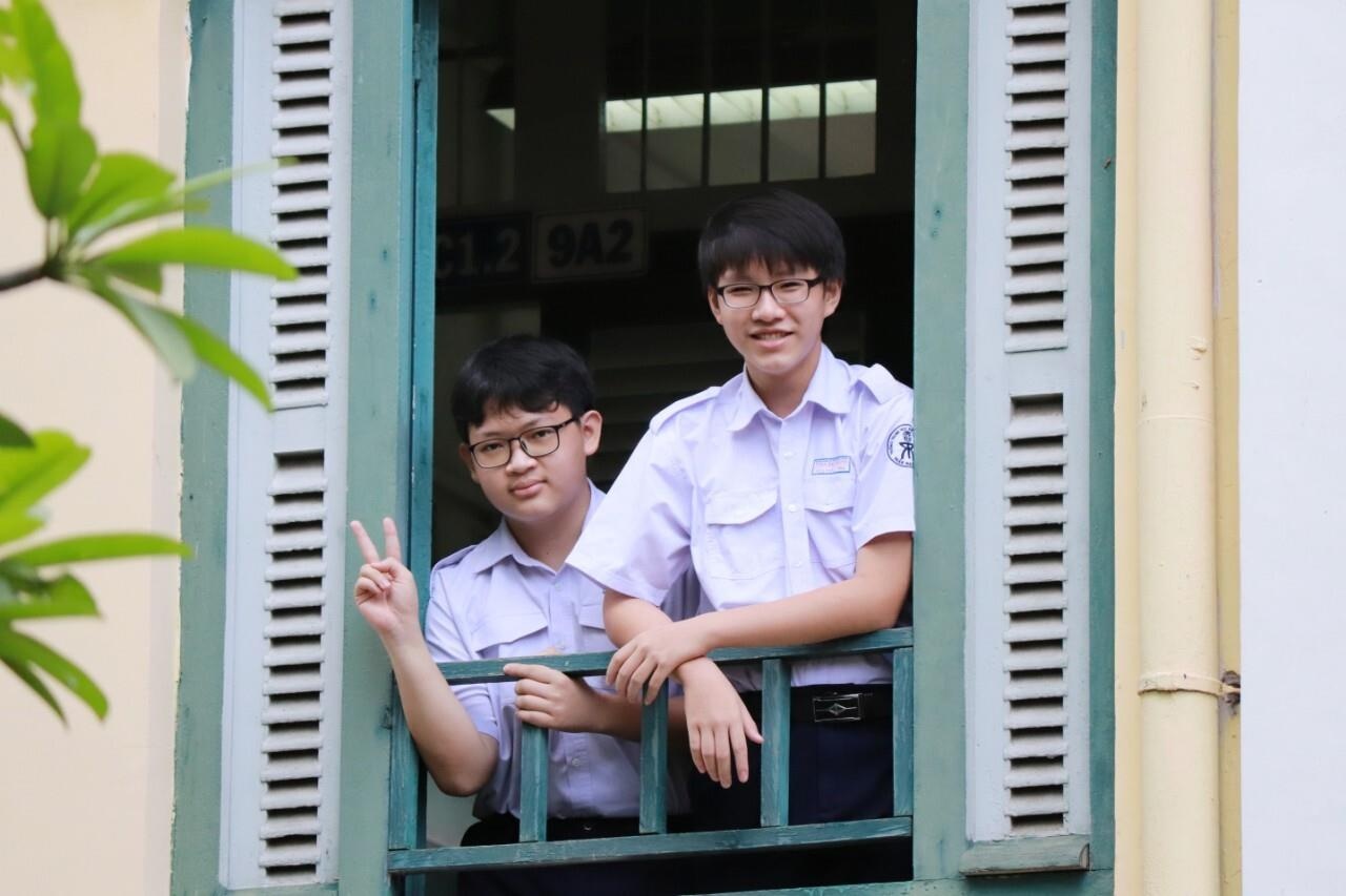 Thủ khoa kép vào lớp 10 TP.HCM ảnh 3 Thu khoa kep vao lop 10 TP.HCM anh 3