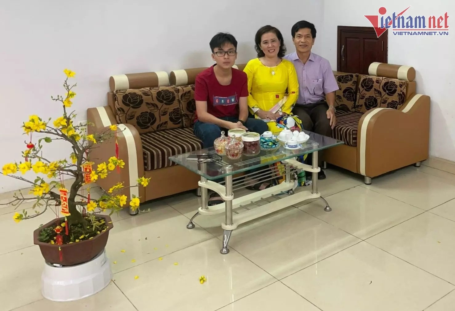 Nam sinh do thu khoa chuyen Toan anh 3