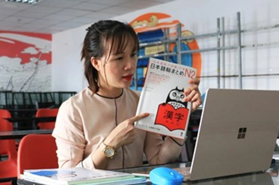 Bai bo hang loat thu tuc trong linh vuc giao duc va dao tao hinh anh