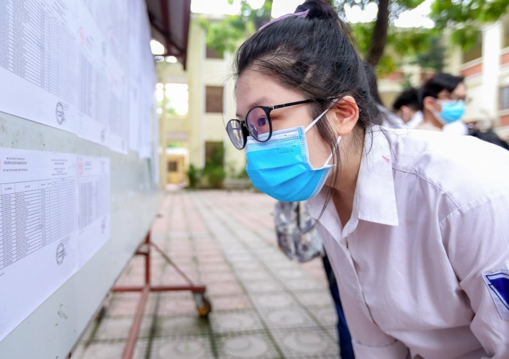 Gan nua trieu thi sinh chua dang ky nguyen vong xet tuyen dai hoc 2022 hinh anh