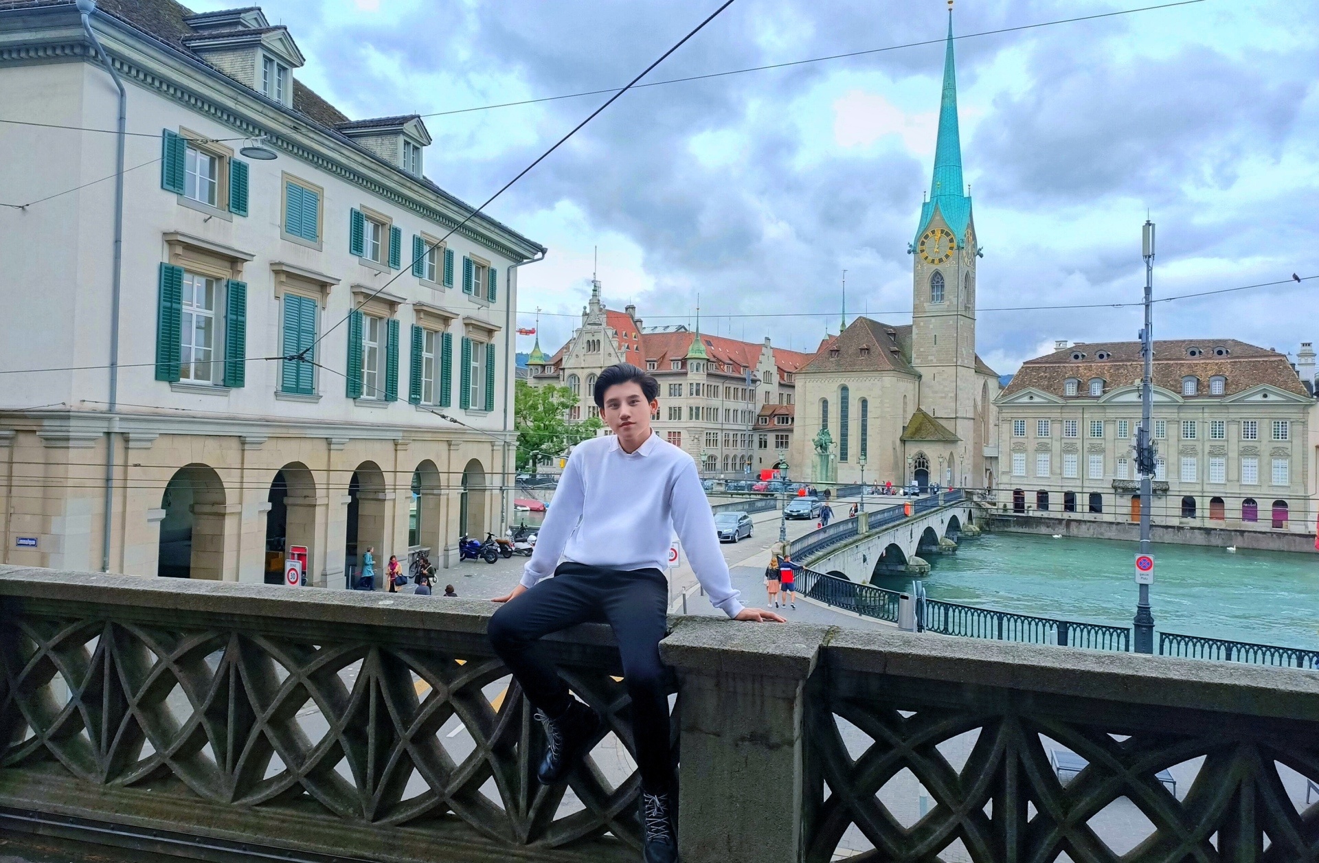 nam sinh Viet tai Anh anh 7