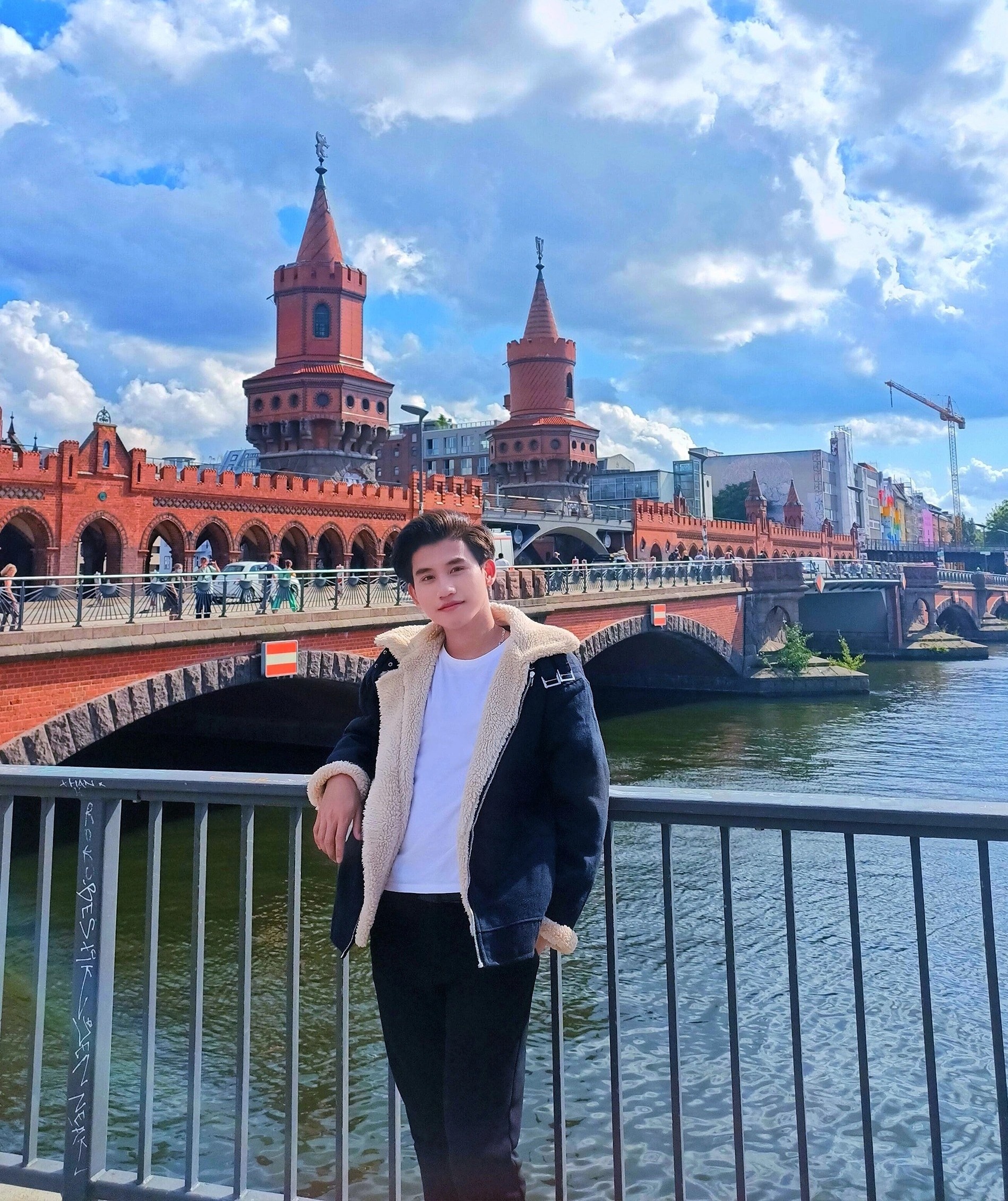 nam sinh Viet tai Anh anh 5