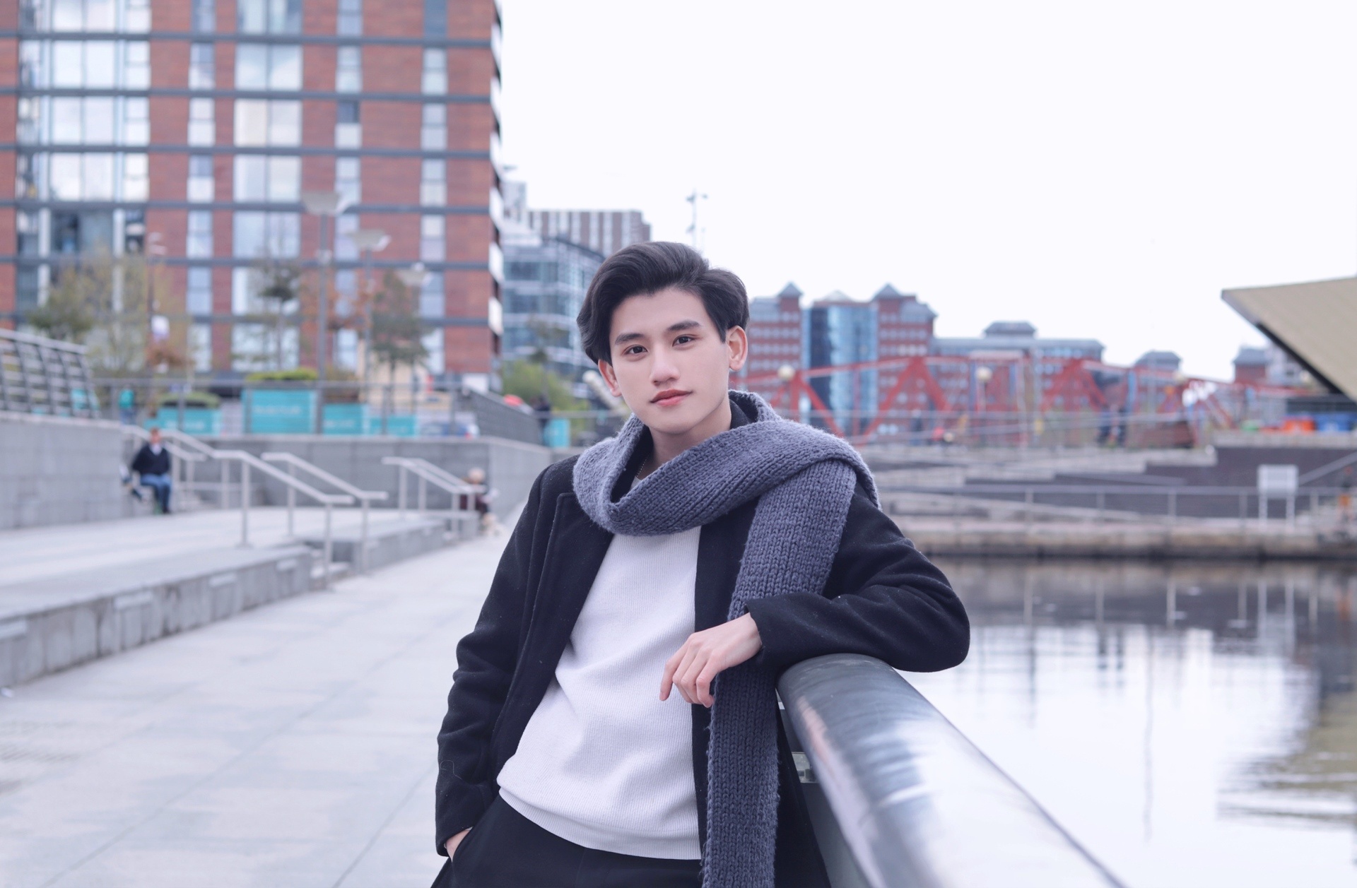 nam sinh Viet tai Anh anh 1