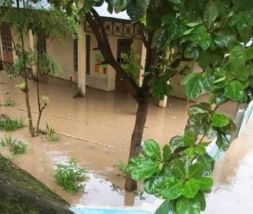 trường học ngập sâu ảnh 3 truong hoc ngap sau anh 3
