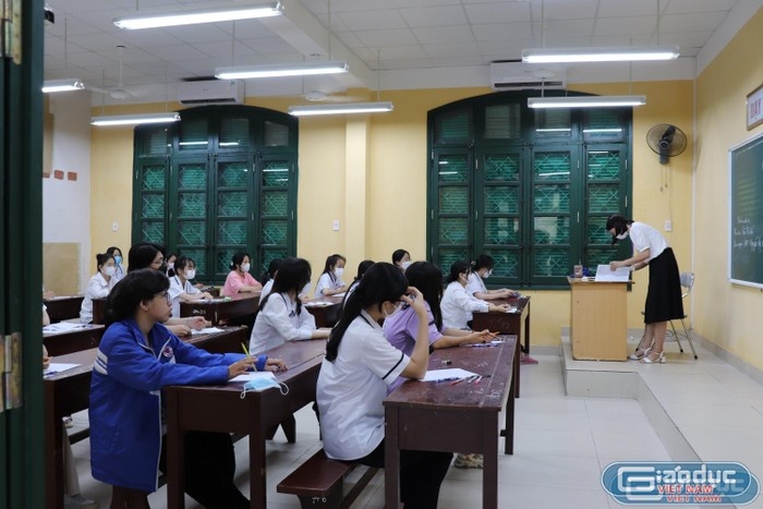 giáo viên kiêm nhiệm ảnh 1 giao vien kiem nhiem anh 1