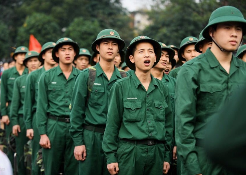 Tam hoan xet nghia vu quan su cho thi sinh dang cho ket qua dai hoc hinh anh