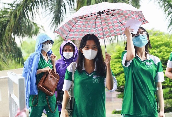Cac dia phuong cho hoc sinh tro lai truong sau bao Noru hinh anh