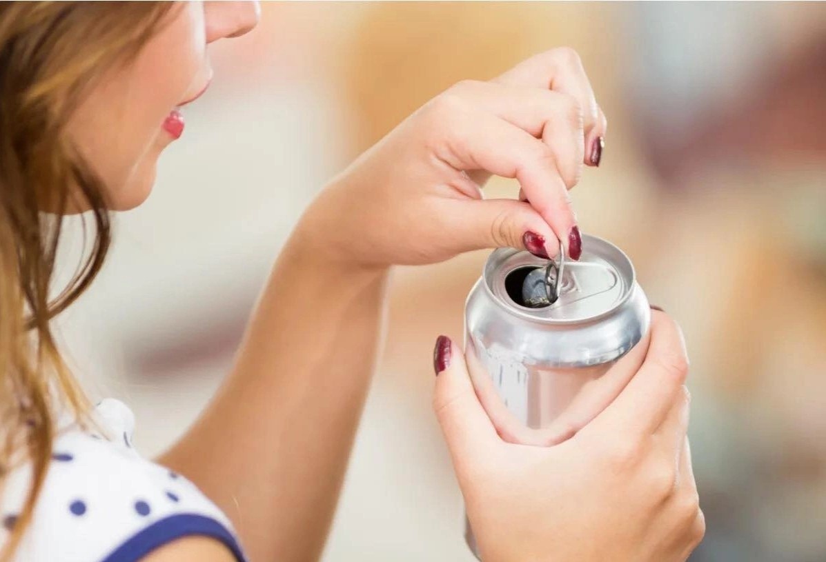 Sau thoi quen an uong can tranh de eo thon, bung phang hinh anh