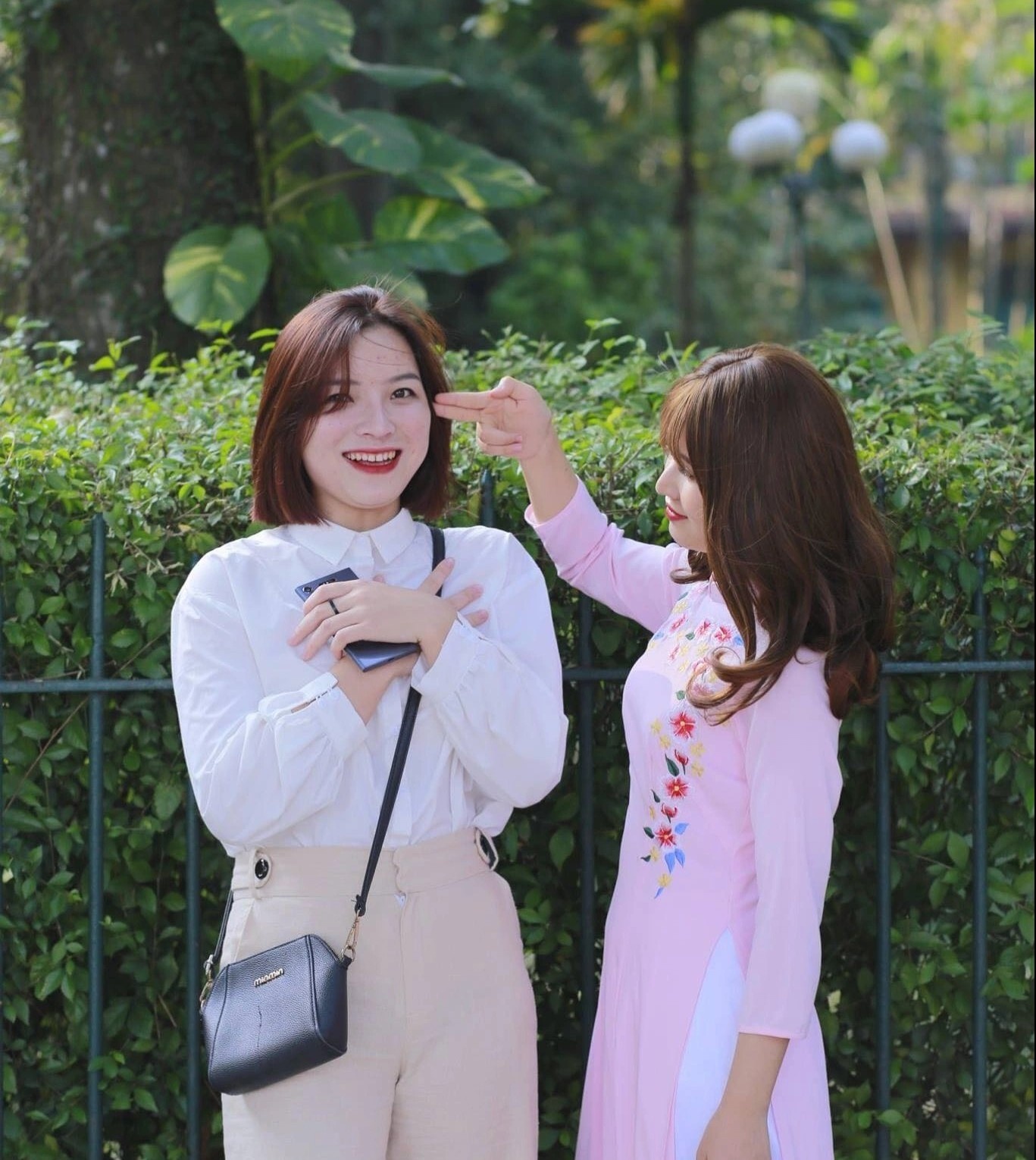 song cung ban than anh 2