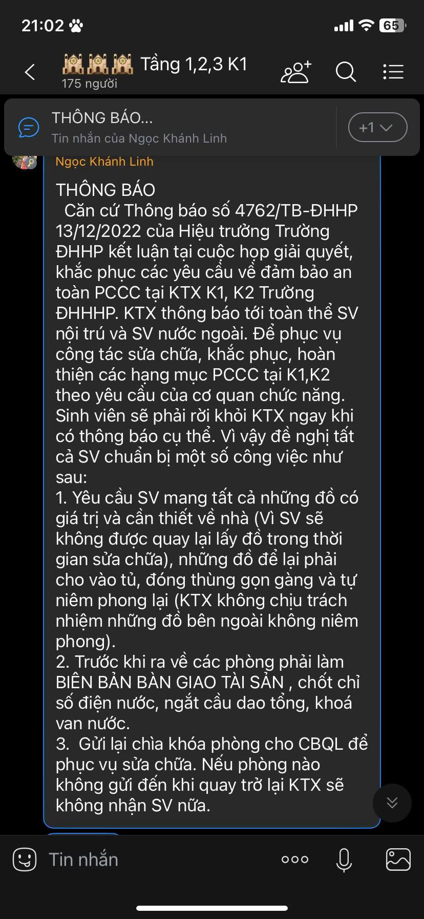 Sinh vien roi ky tuc anh 1