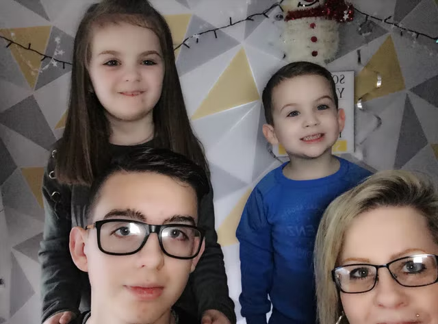 ung thu ruot,  mau trong phan anh 1