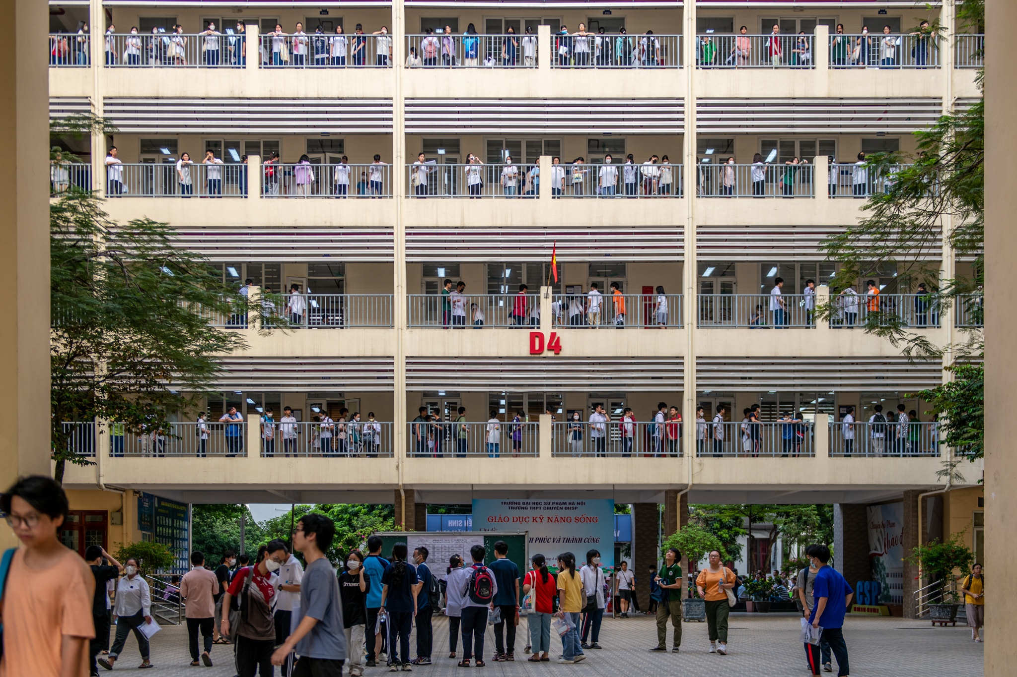 chuyen Su pham anh 8