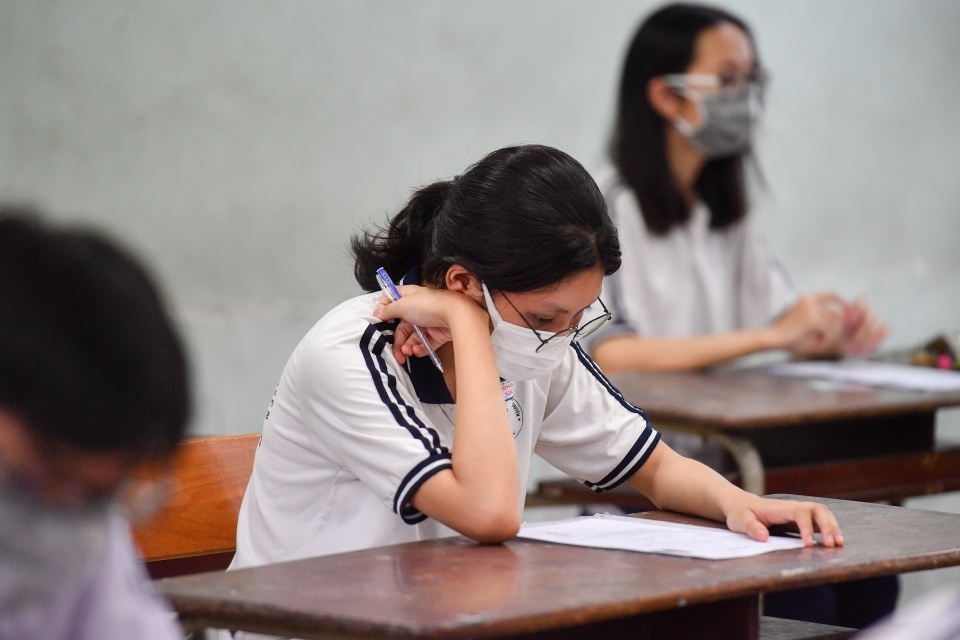 Chien thuat lam bai tot nghiep mon Hoa hoc dat diem cao hinh anh