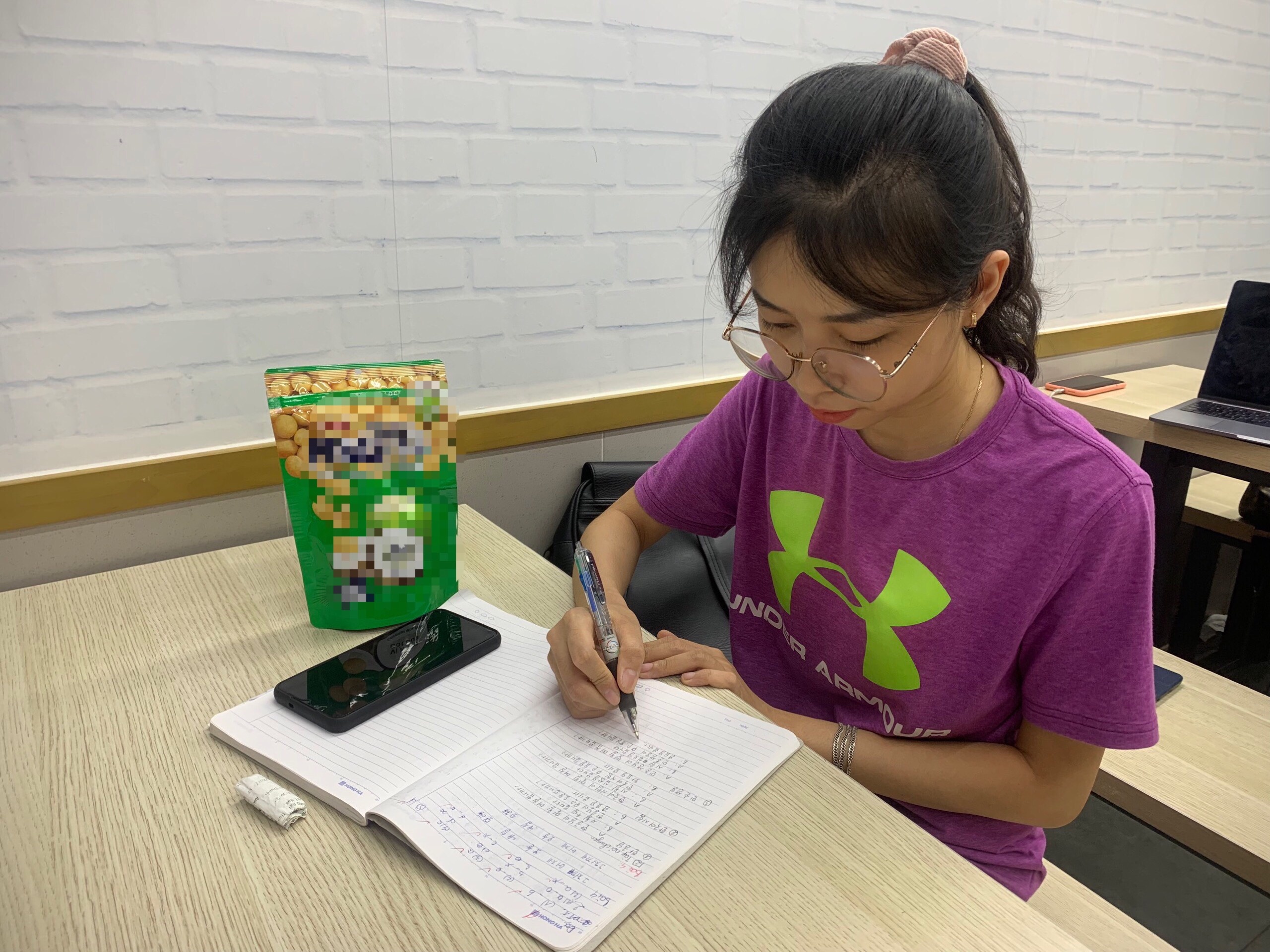 dieu hoa,  sinh vien lam them anh 3