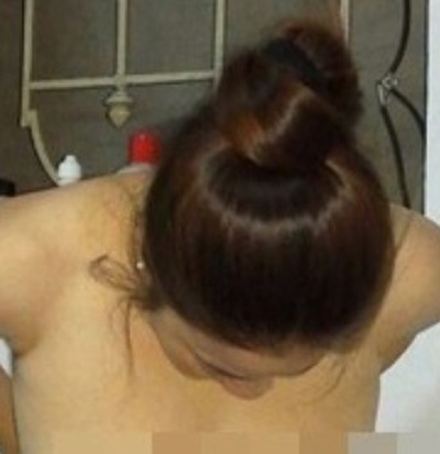 Phat tan anh tran trui cua nguoi tinh cu de tra thu hinh anh