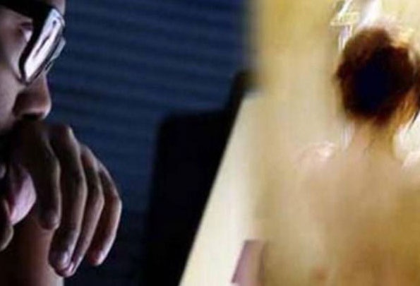 Mat tien vi ham phim sex luc nua dem hinh anh