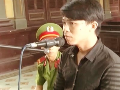 Bị cáo Trần Văn Tuấn Em, một tên cha dượng táng tận lương tâm, xâm hại cả hai con gái riêng của vợ