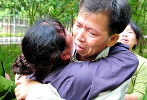 Nghiem cam dieu tra vien buc cung, dung nhuc hinh hinh anh