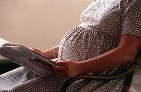 Phat hien vu mua ban trung phu nu gia 20 trieu dong hinh anh