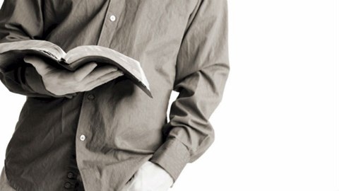 Chang trai nghi luc, lay nha giam lam noi… on thi dai hoc hinh anh