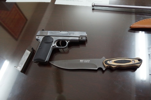 Ke bat giu con tin da len ke hoach cuop tai san tu truoc hinh anh