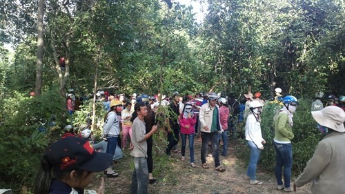 Phat hien thi the thieu nu bi mat tich trong rung sau hinh anh