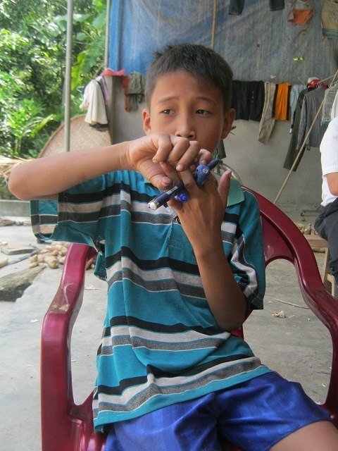 Việc gia đình cháu Hạnh tố công an dùng bút kẹp tay không đủ cơ sở xử lý