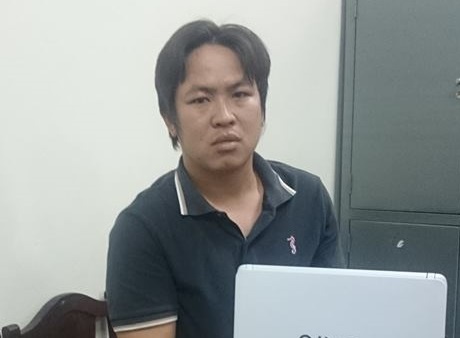 Ga trai lua tinh, trom tien roi di tham my vien tay not ruoi hinh anh