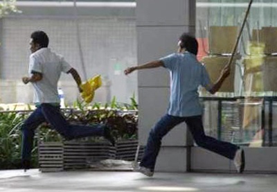 Bat khan cap hai nghi can truy sat cong nhan hinh anh